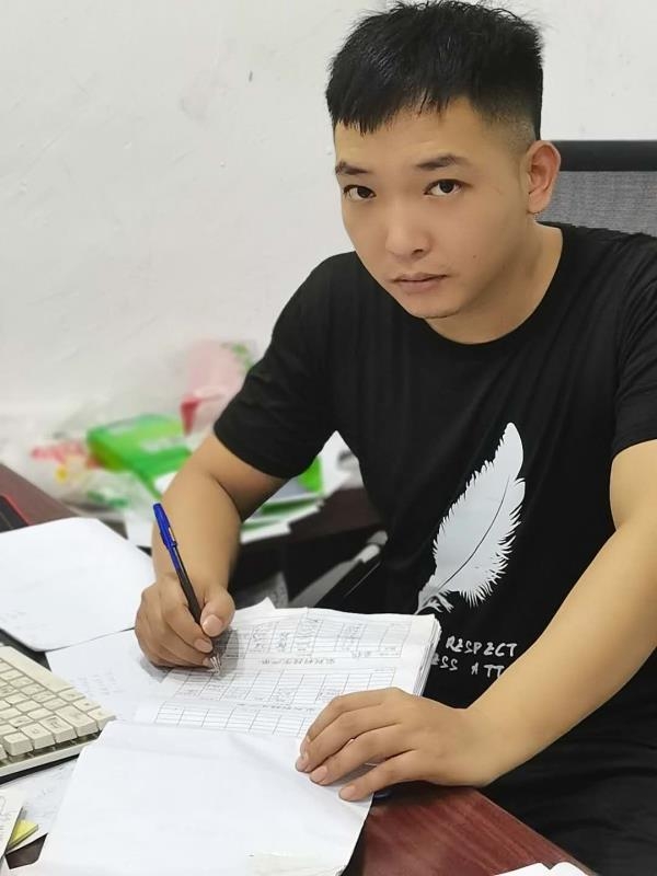 寻找另一伴的第一张照片--广东王婆说媒