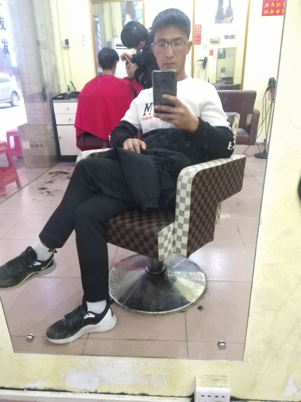 hushuai的第一张照片--广东王婆说媒
