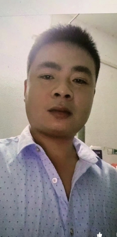 只对你温柔的第一张照片--广东王婆说媒
