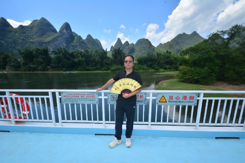 沙漠海的第四张照片--广东王婆说媒