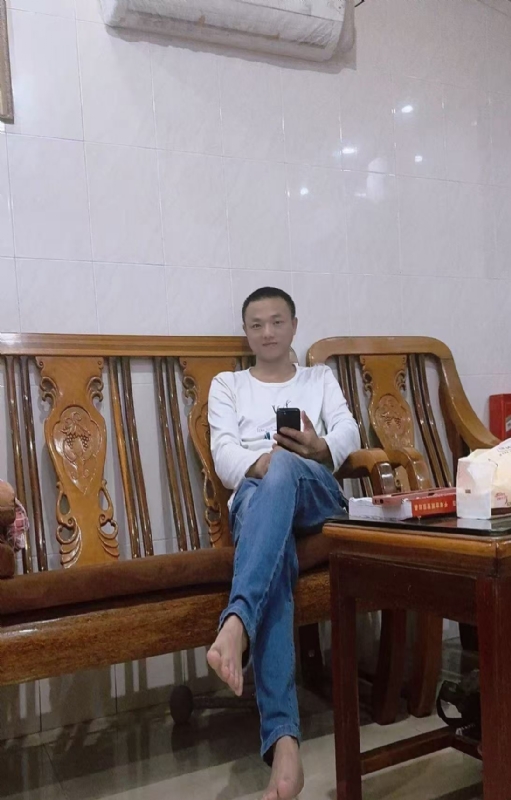 知年的第三张照片--广东王婆说媒